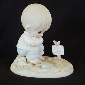 Vintage 1987 Precious Moments “In His Time” Porcelain Figurine PM-872